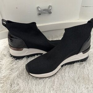 Michael Kors Shoes 👟